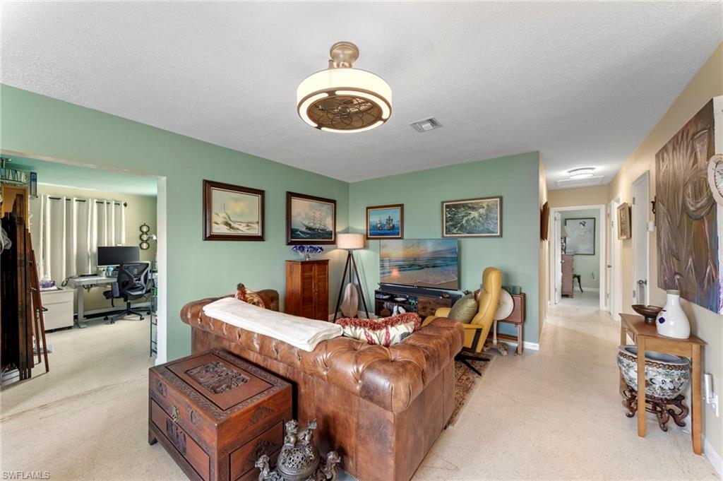 1212 Barnsdale St Property Photo 10