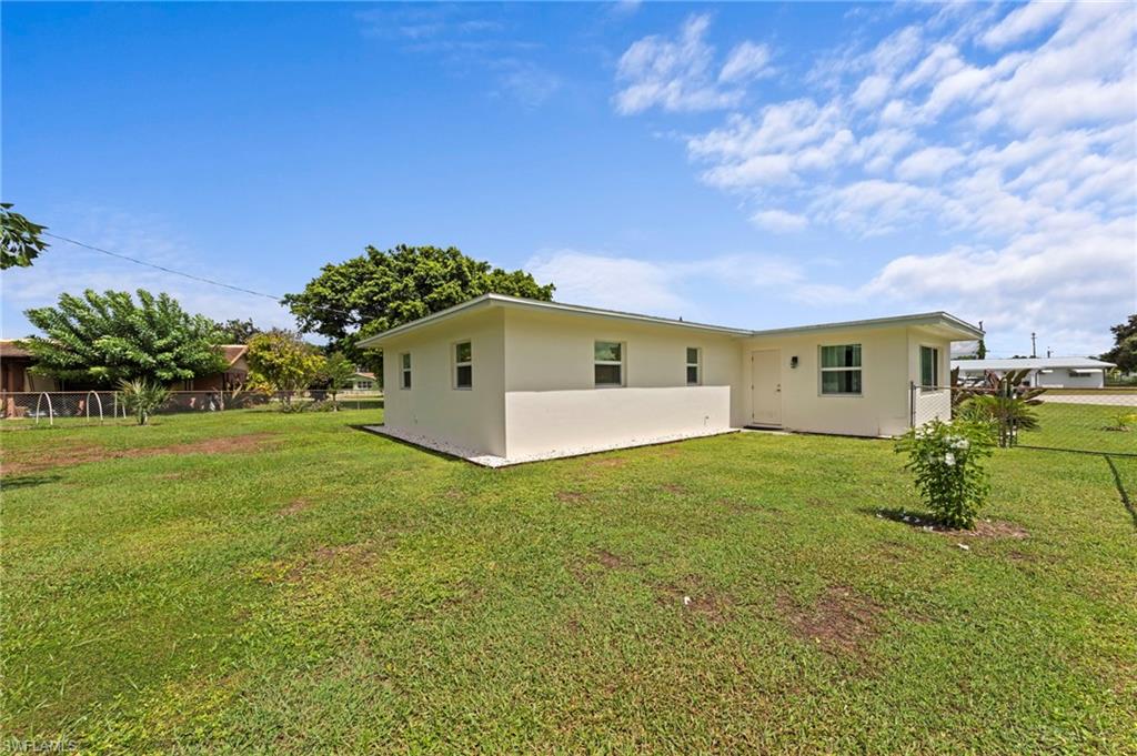 1212 Barnsdale St Property Photo 28