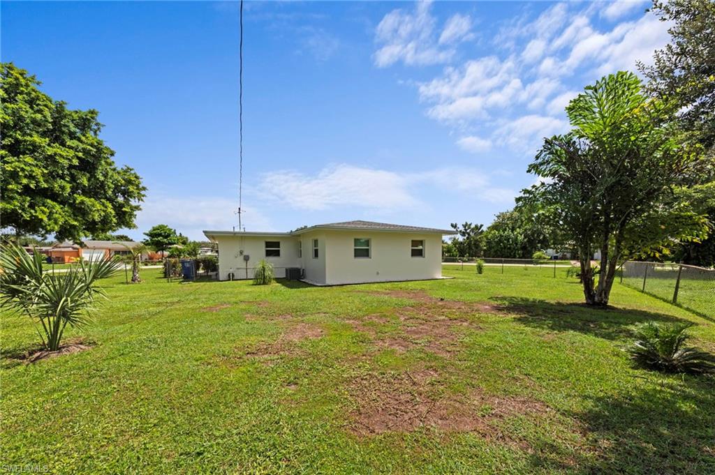 1212 Barnsdale St Property Photo 29