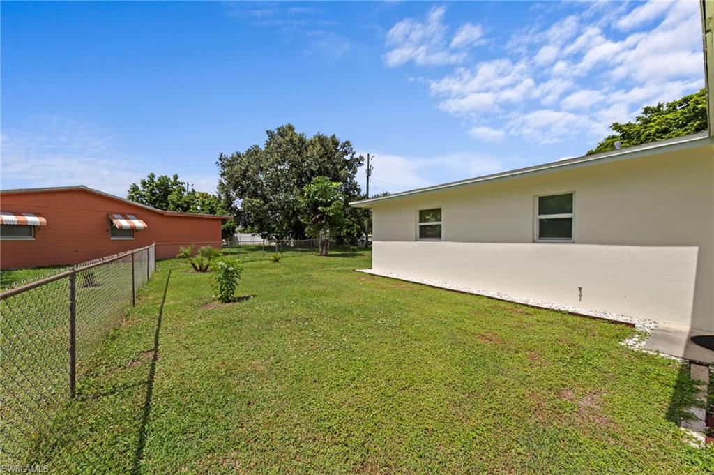 1212 Barnsdale St Property Photo 32
