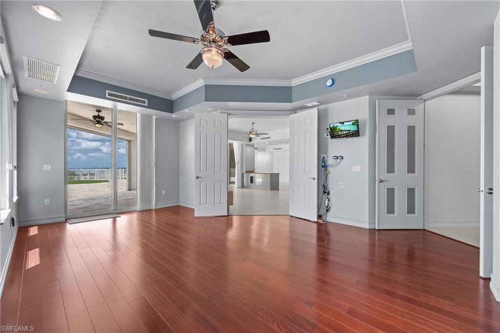 14270 Royal Harbour Ct 323 Property Photo 17