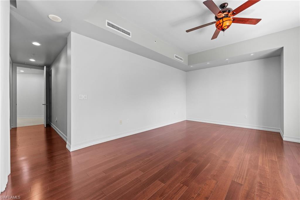 14270 Royal Harbour Ct 323 Property Photo 24