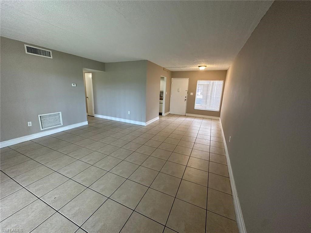 1830 Maravilla Ave 303 Property Photo 17