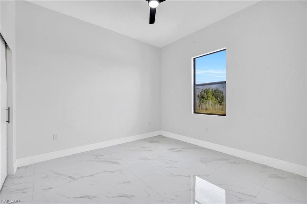 5085 Ne Tradewinds Cir Property Photo 35