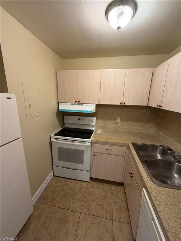 1830 Maravilla Ave 106 Property Photo 12