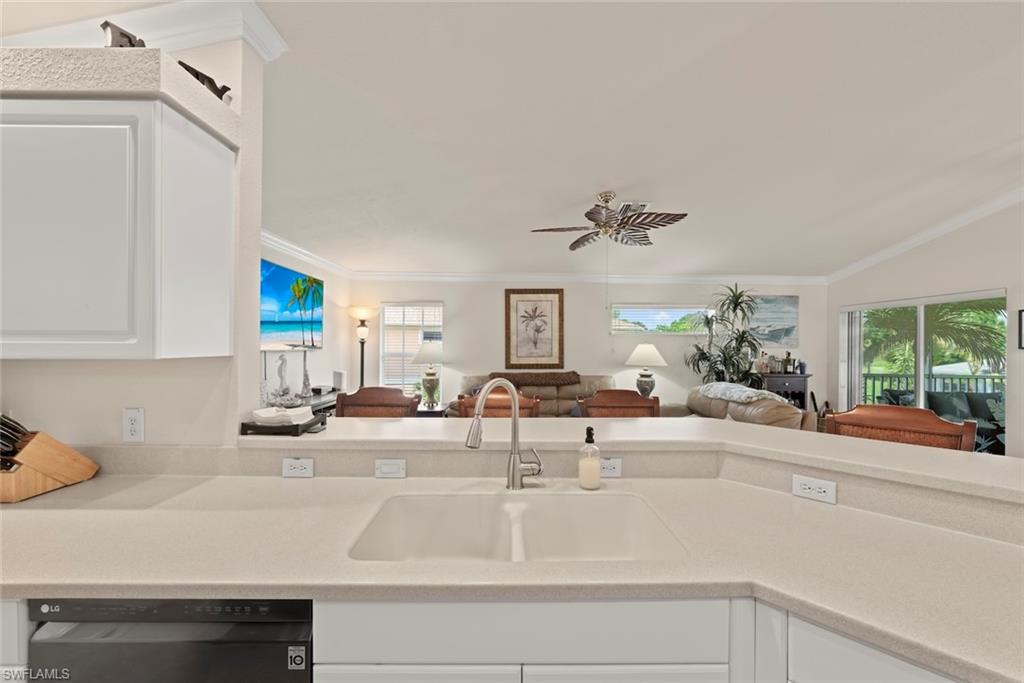 19915 Lake Vista Cir 2 Property Photo 24