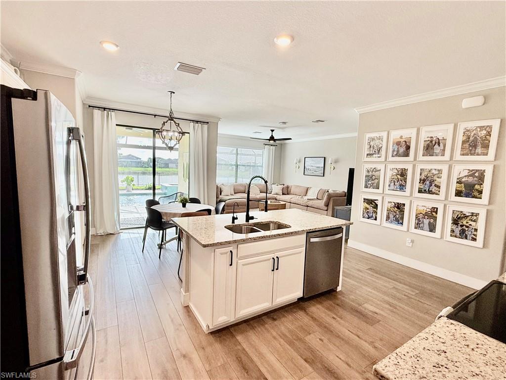 3302 Pasadena Ct Property Photo 6
