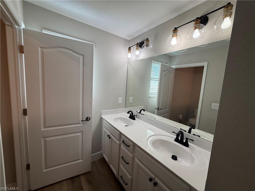 3302 Pasadena Ct Property Photo 28