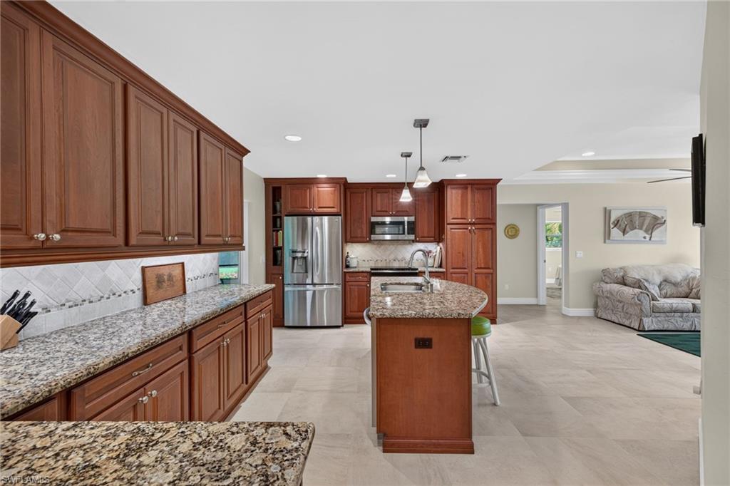 4478 Windjammer Ln Property Photo 3