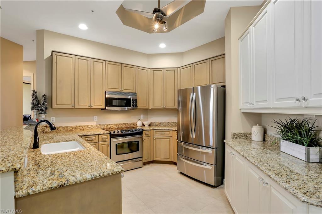 5781 Cape Harbour Dr 1410 Property Photo 11