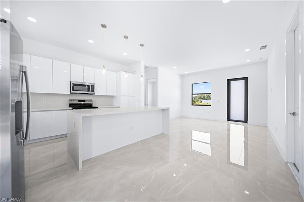 1255 Nimitz Blvd Property Photo 11