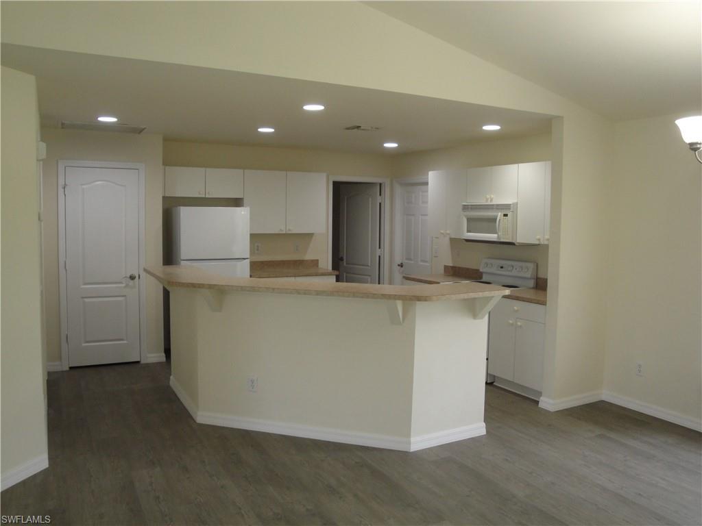 1236 Bayou St Property Photo 2