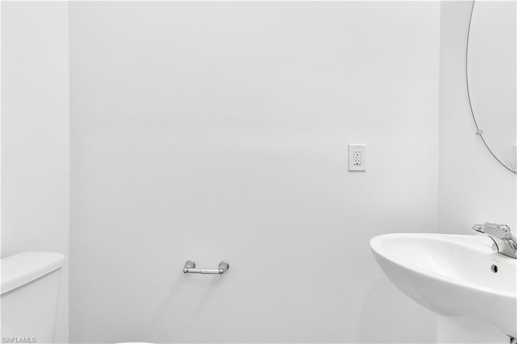1424 Weeping Willow Ct Property Photo 18