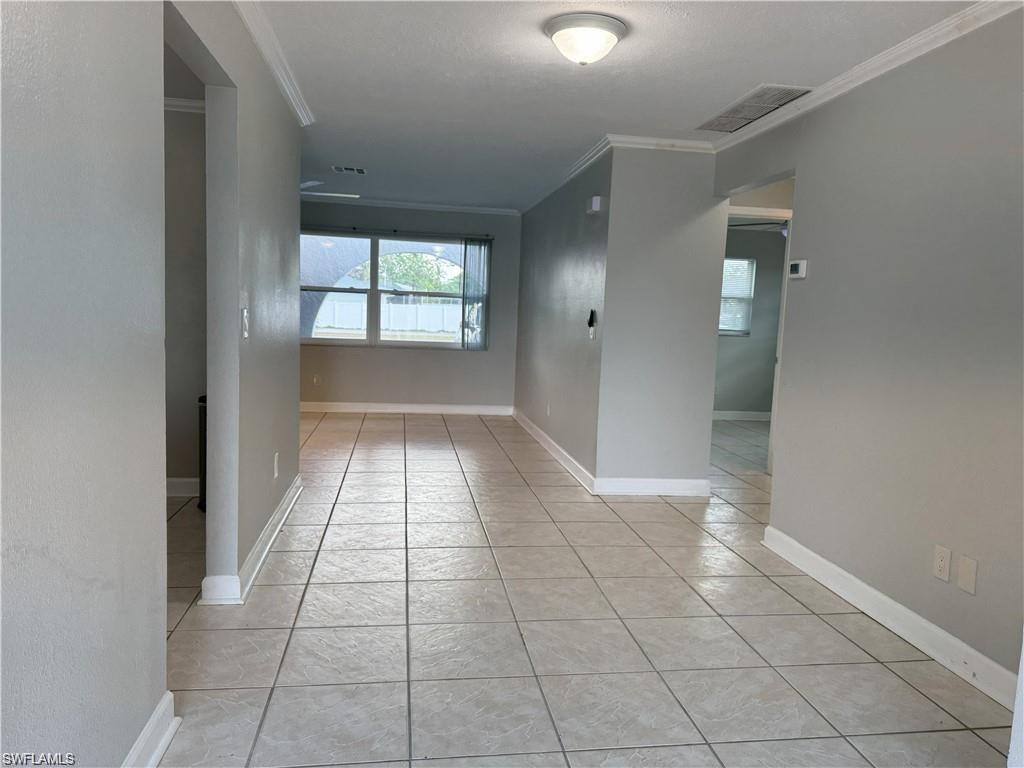 4402-4404 Santa Barbara Blvd Property Photo 7
