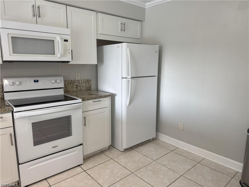 4402-4404 Santa Barbara Blvd Property Photo 8