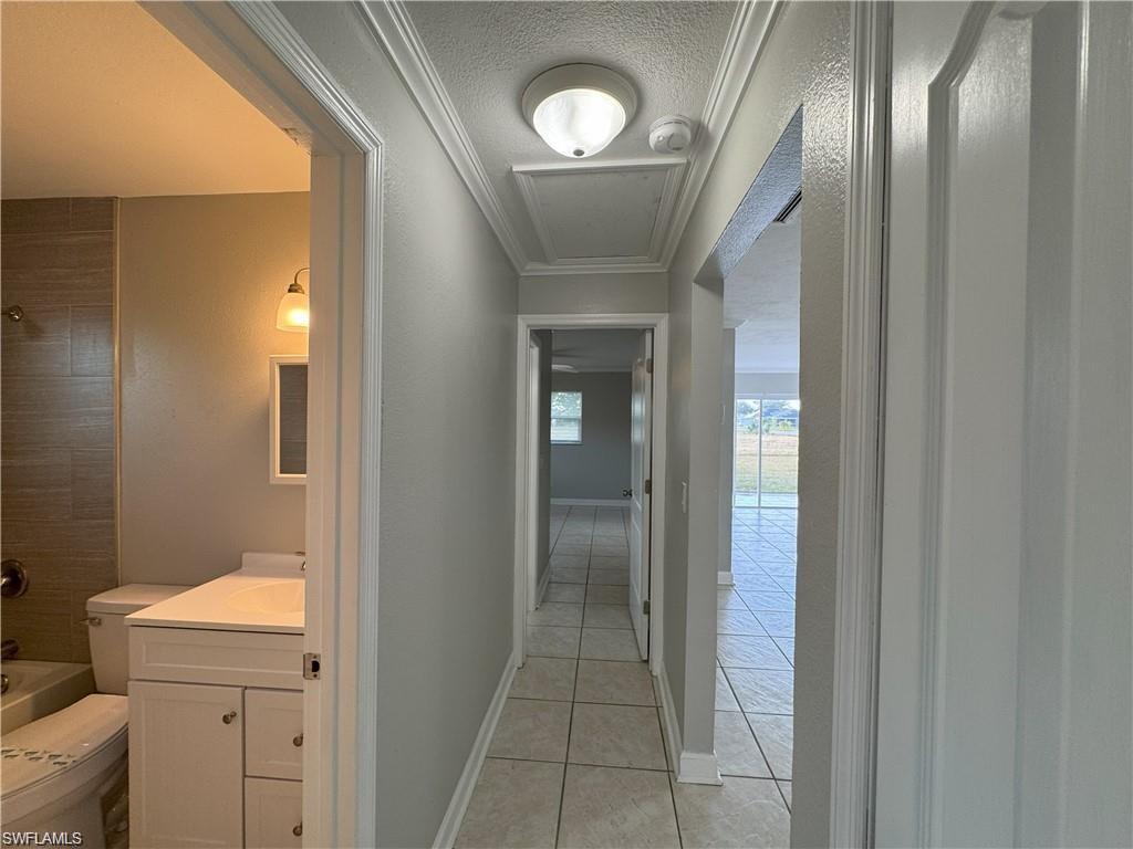 4402-4404 Santa Barbara Blvd Property Photo 21