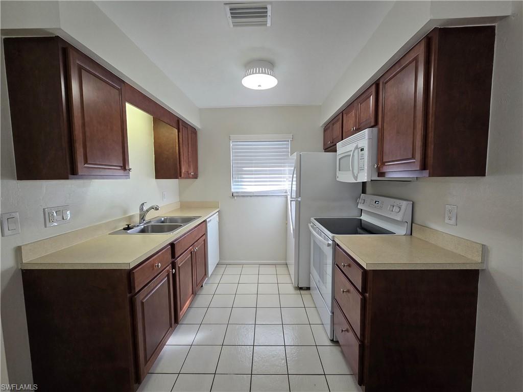 4803 Triton Ct E 1 Property Photo 4