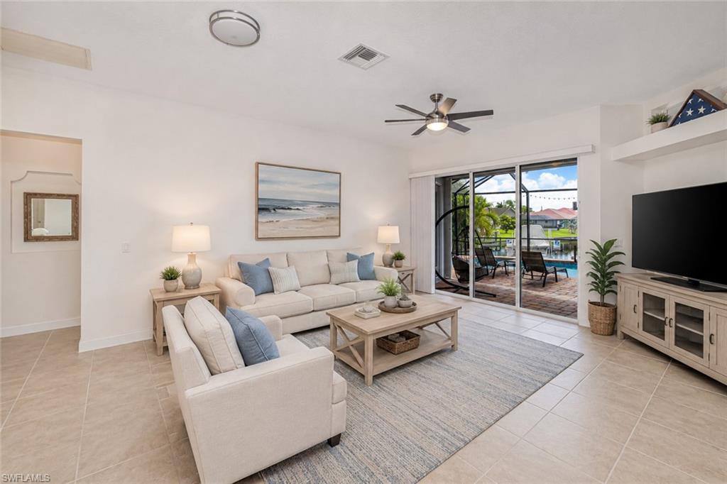 3815 Surfside Blvd Property Photo 11
