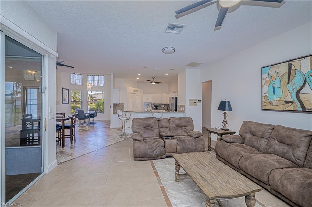 3815 Surfside Blvd Property Photo 13