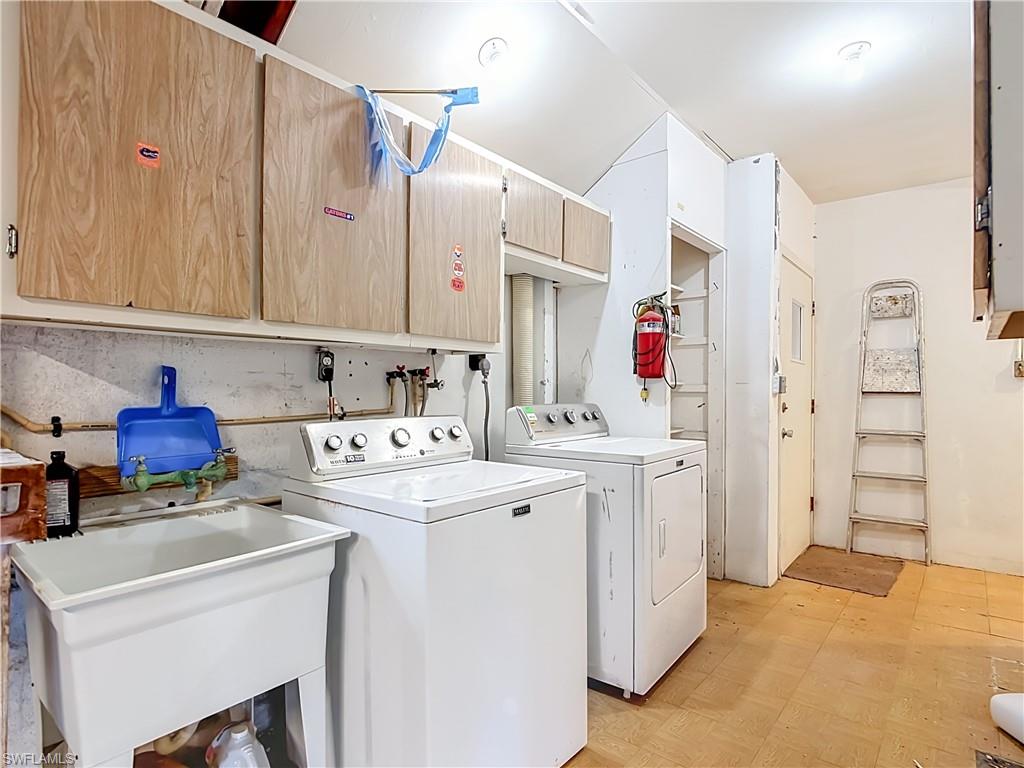 1625 Silverwood Ct Property Photo 40