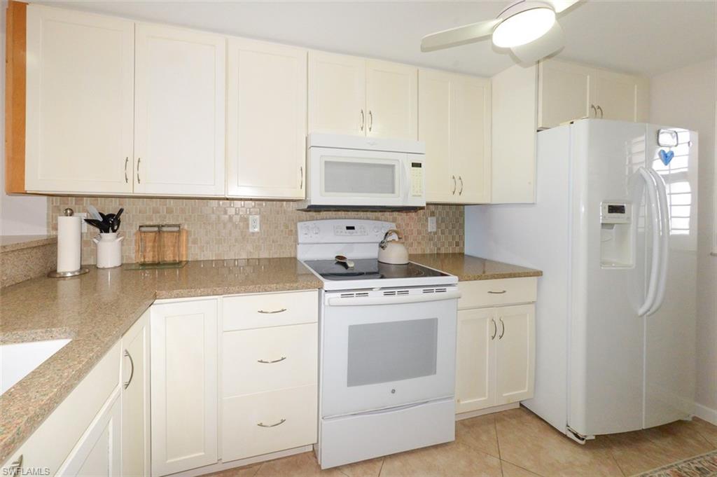 6400 Estero Blvd 603 Property Photo 10