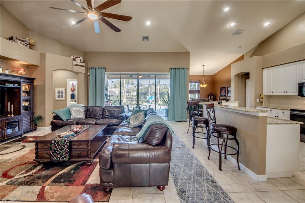 14008 Shimmering Lake Ct Property Photo 4