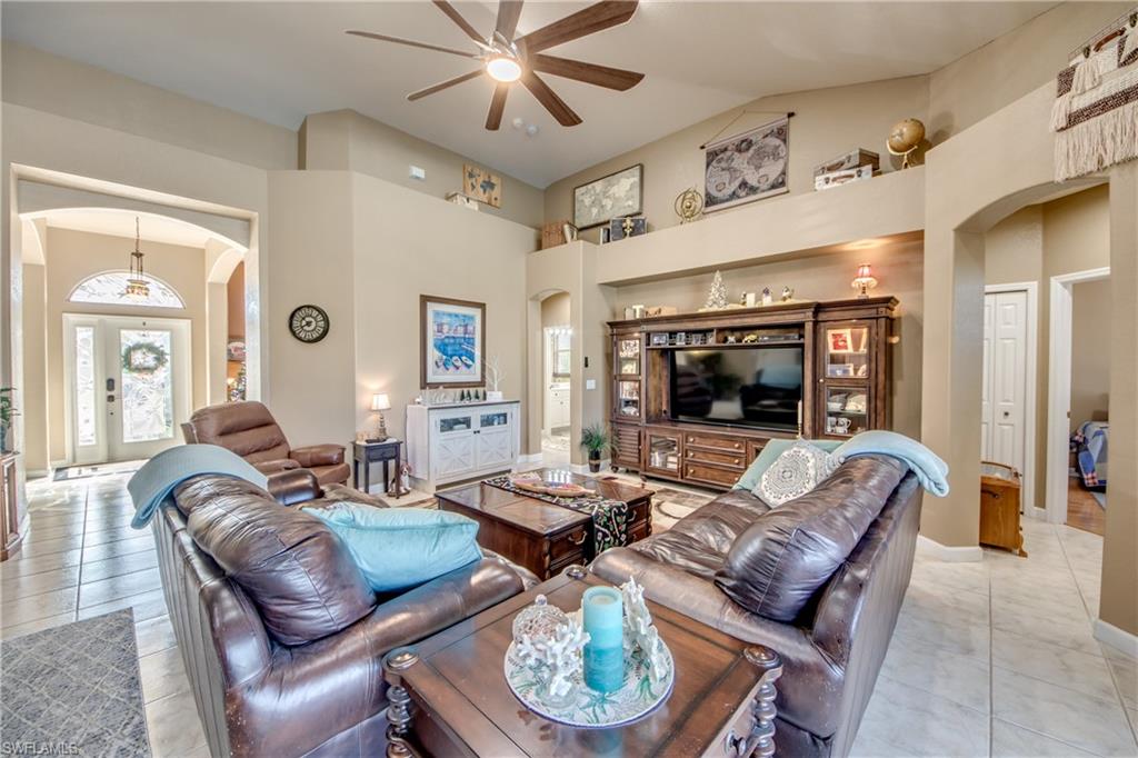 14008 Shimmering Lake Ct Property Photo 5