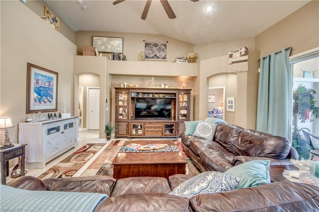 14008 Shimmering Lake Ct Property Photo 24