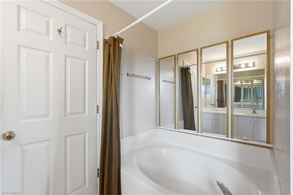 4112 10th St W Property Photo 21