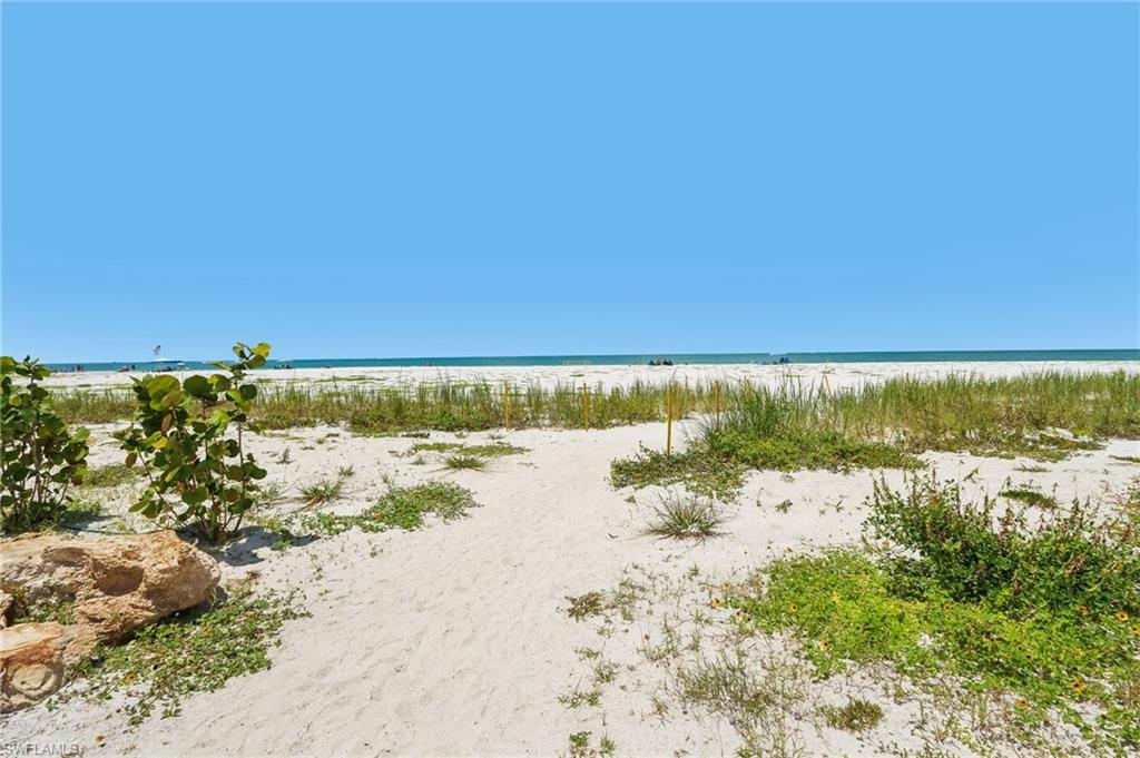 7400 Estero Blvd 315 Property Photo 21