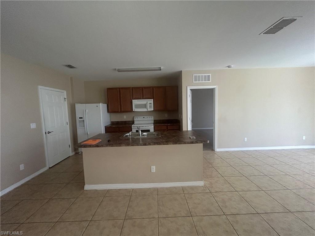 1708 Sw 1st Ave Property Photo 3