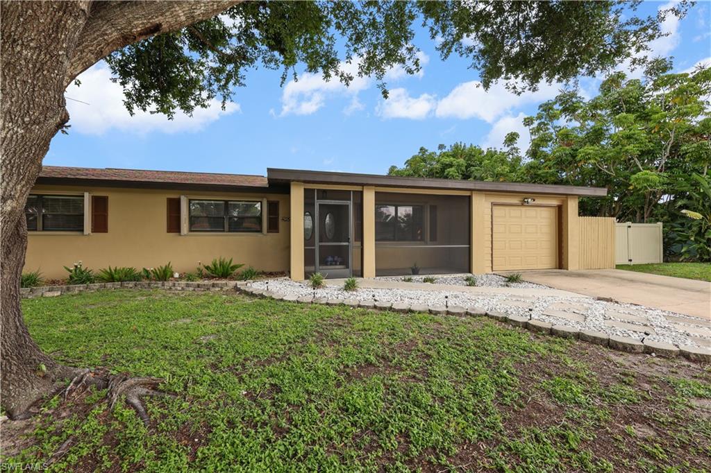 4029 Country Club Blvd Property Photo 1