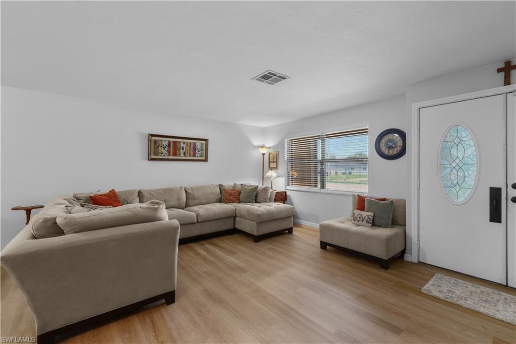 4029 Country Club Blvd Property Photo 7