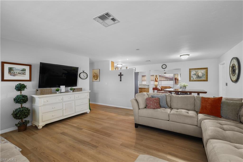 4029 Country Club Blvd Property Photo 8