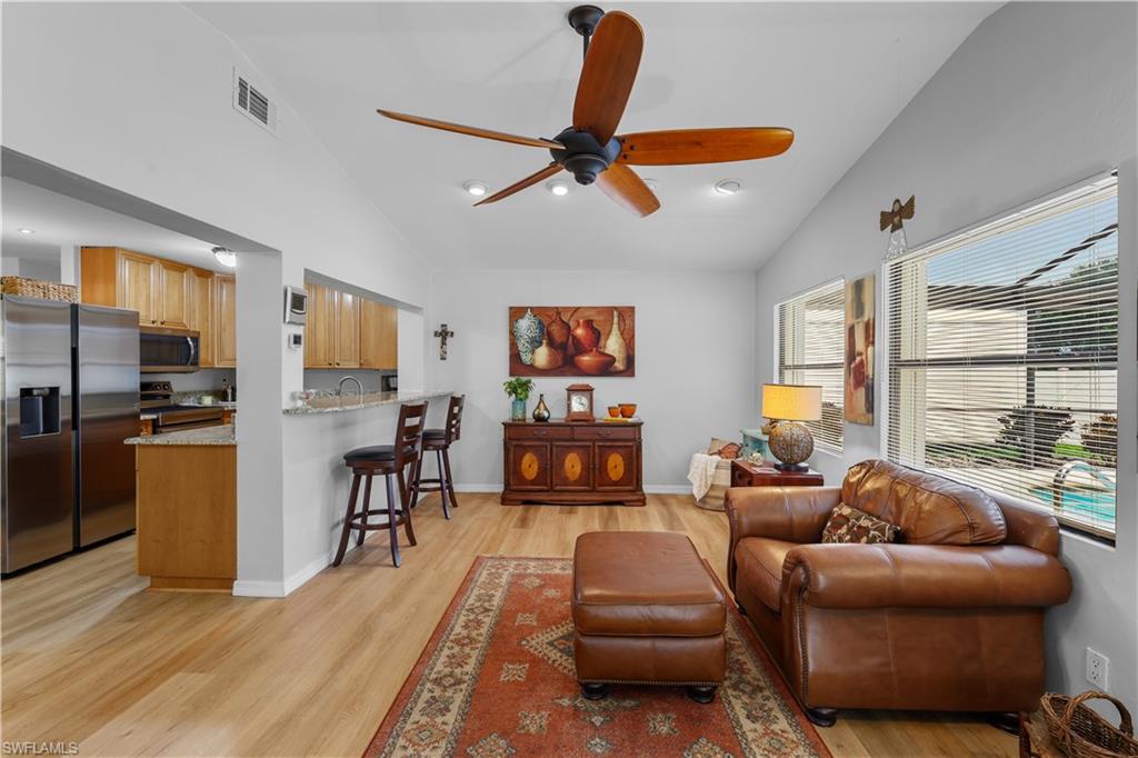 4029 Country Club Blvd Property Photo 9