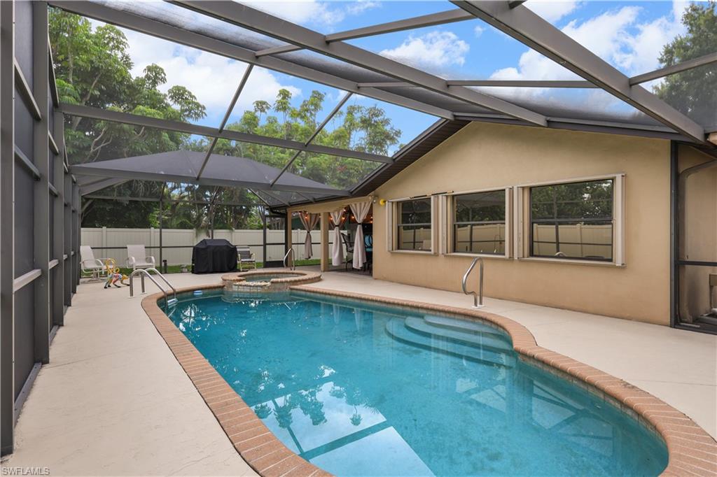 4029 Country Club Blvd Property Photo 38