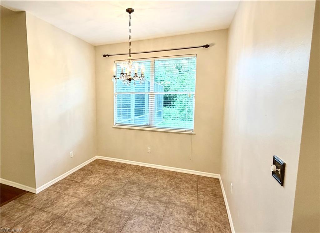 1466 Argyle Dr Property Photo 13