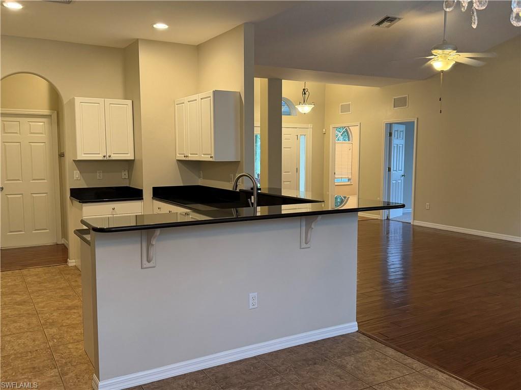 1466 Argyle Dr Property Photo 14