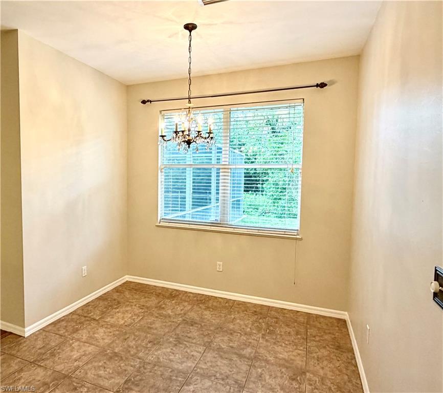 1466 Argyle Dr Property Photo 29