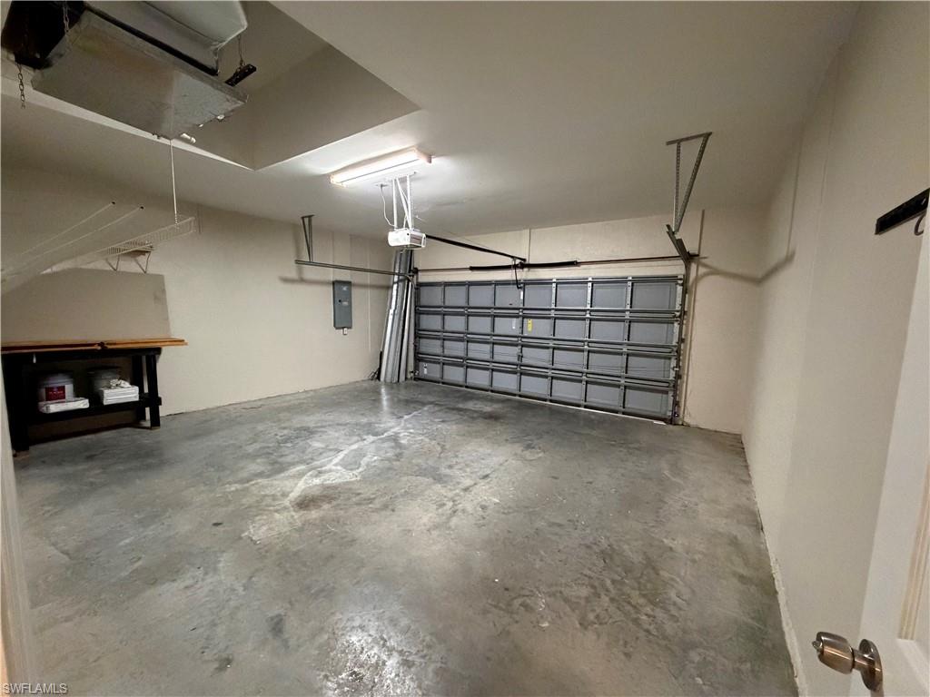 1466 Argyle Dr Property Photo 34