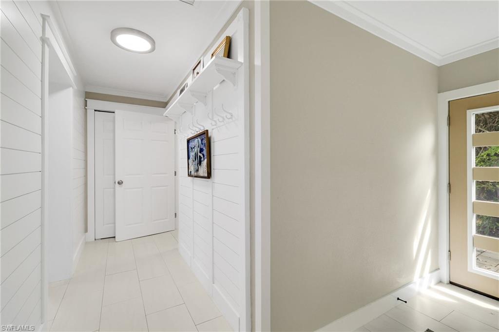 2574 Bayshore Dr Property Photo 5