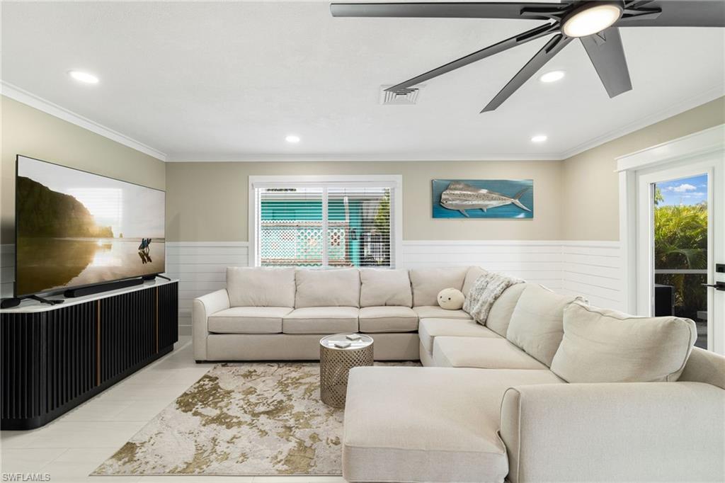 2574 Bayshore Dr Property Photo 16