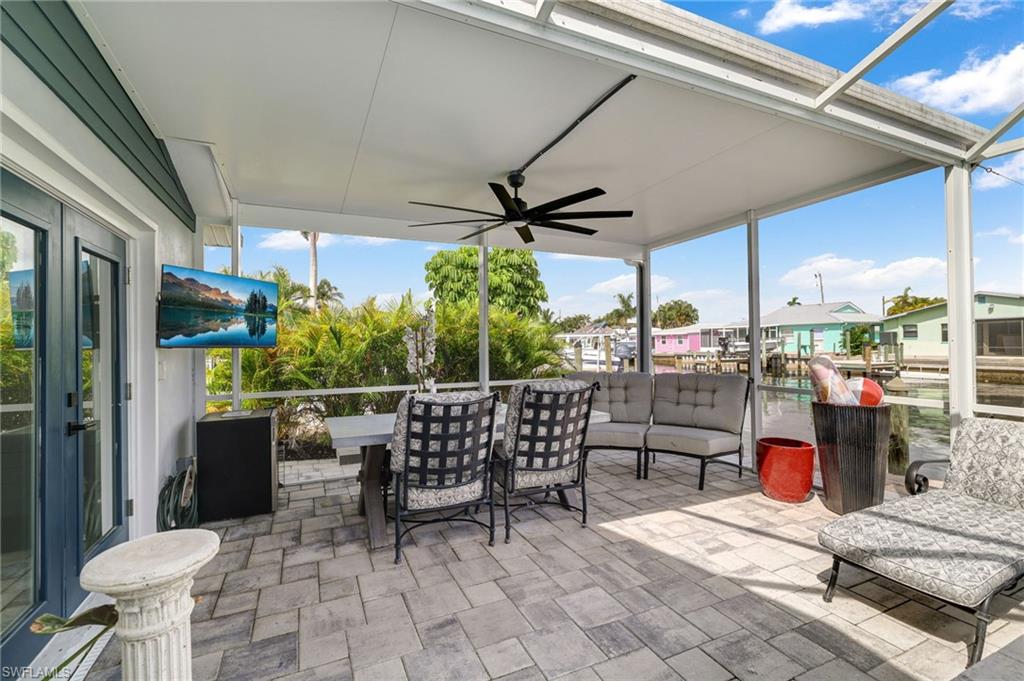 2574 Bayshore Dr Property Photo 28