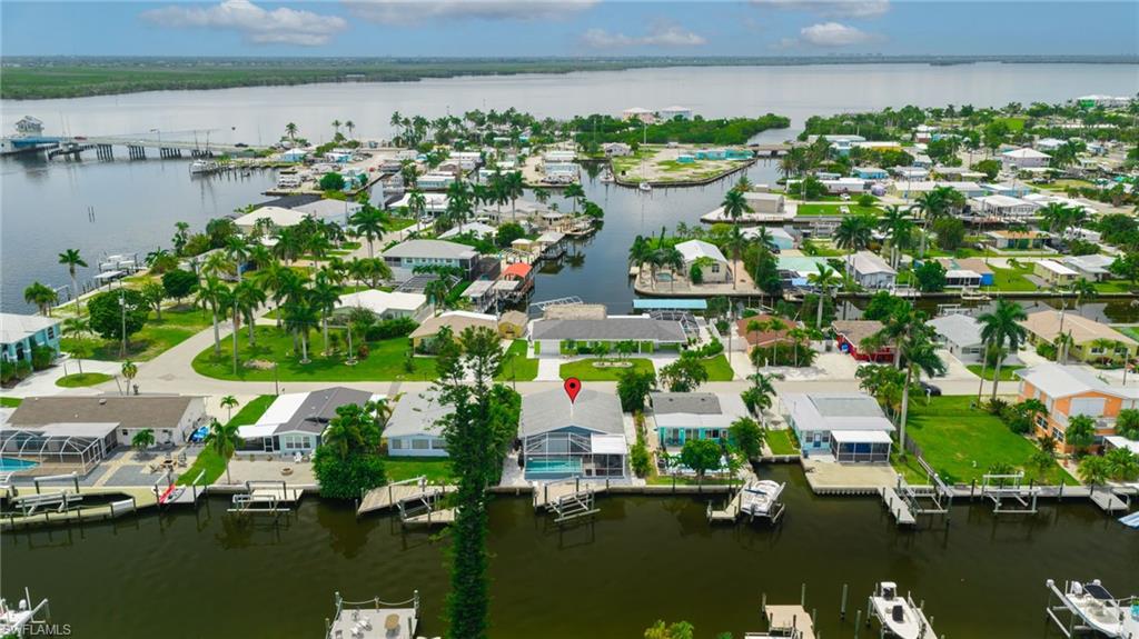 2574 Bayshore Dr Property Photo 38