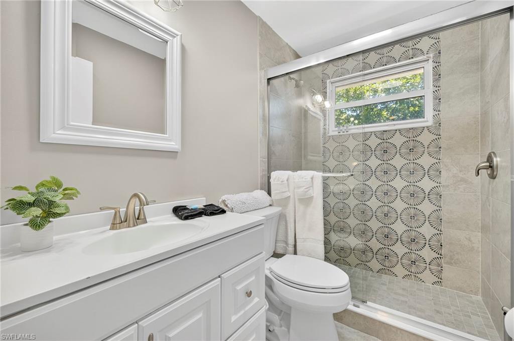 235 Mango St 235 Property Photo 23