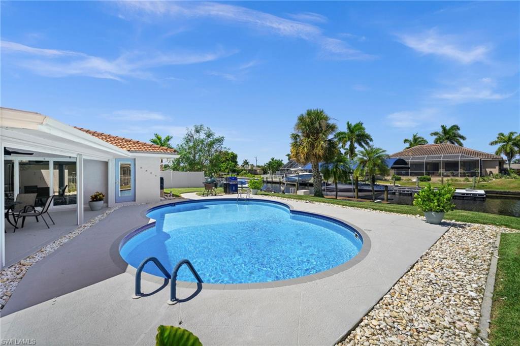 4914 Sorrento Ct Property Photo 2
