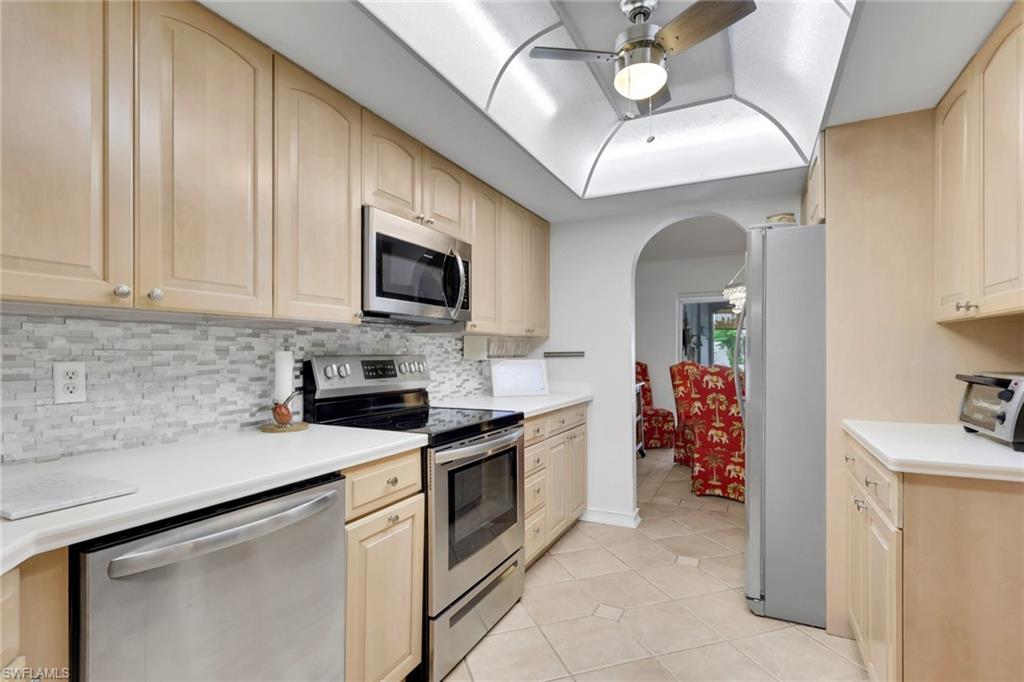 3605 Country Club Blvd C Property Photo 4