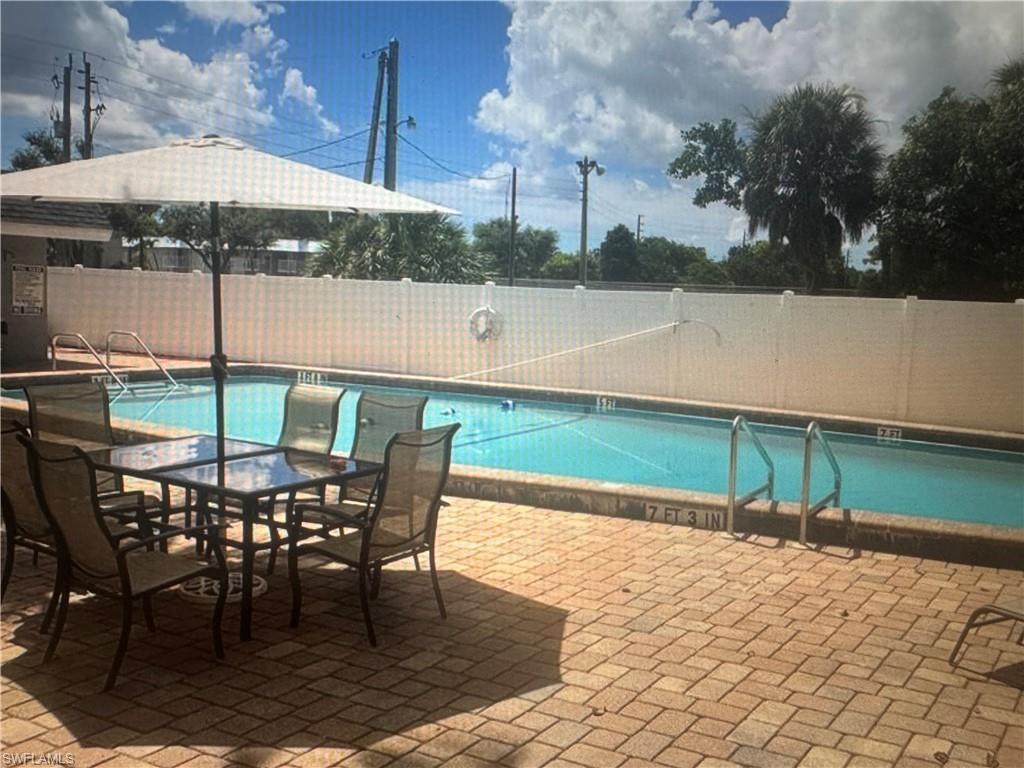 1849 Maravilla Ave A12 Property Photo 16