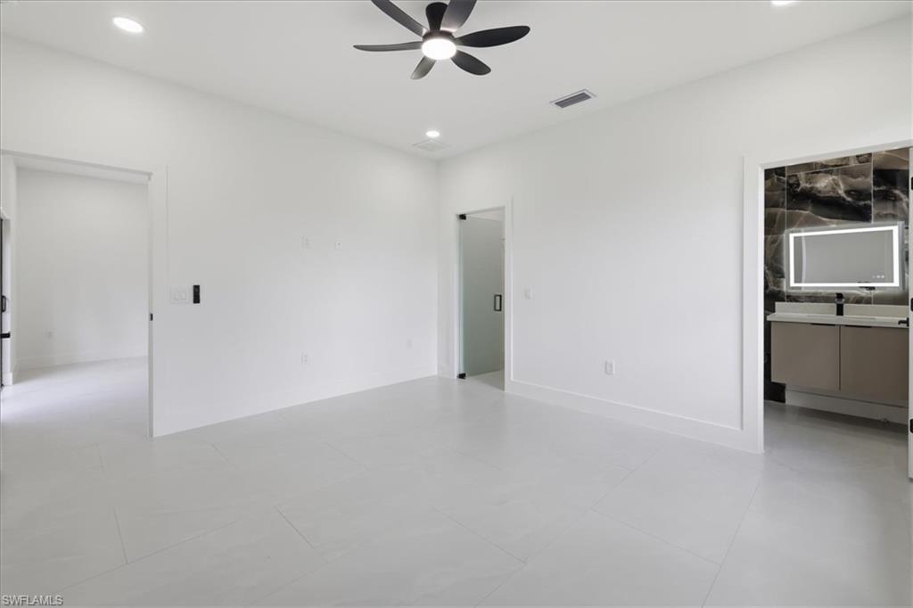 1151 Rachel St E Property Photo 26