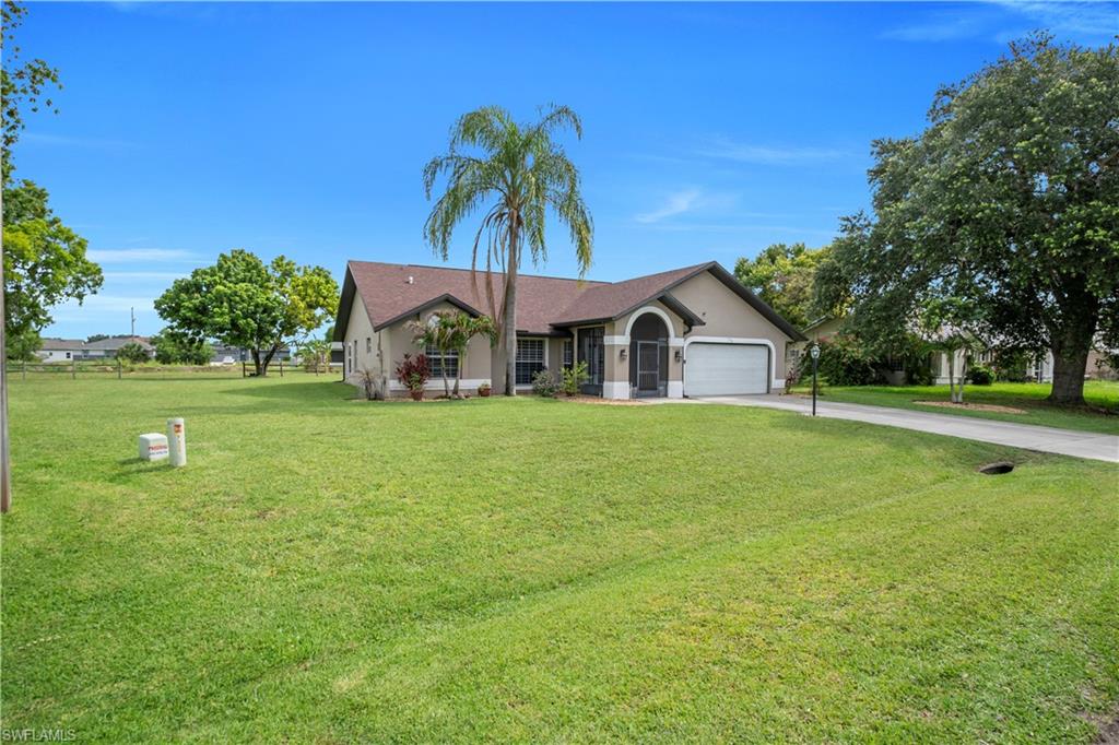 538 Whispering Wind Bend Property Photo 4